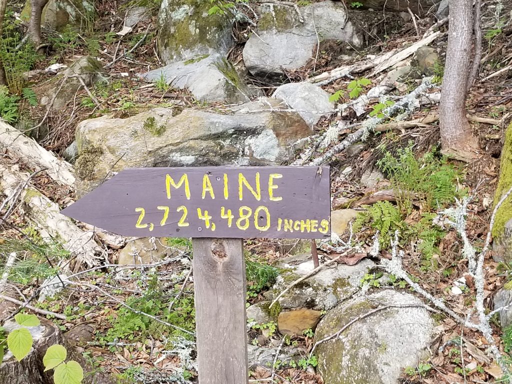 Funny sign - Maine 2,724,480 inches